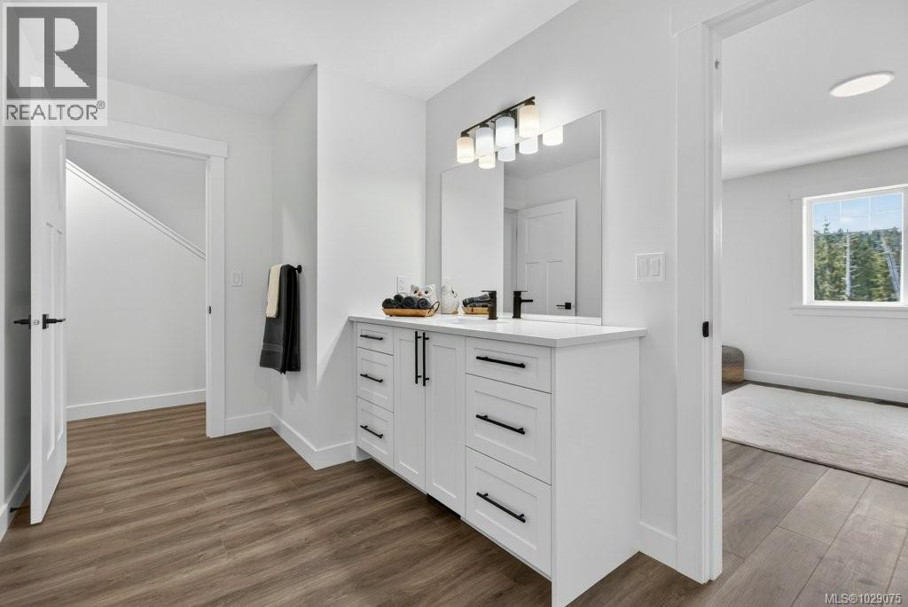 B 1328 Nordic Dr, Courtenay, British Columbia  V9J 1L0 - Photo 25 - 1029075