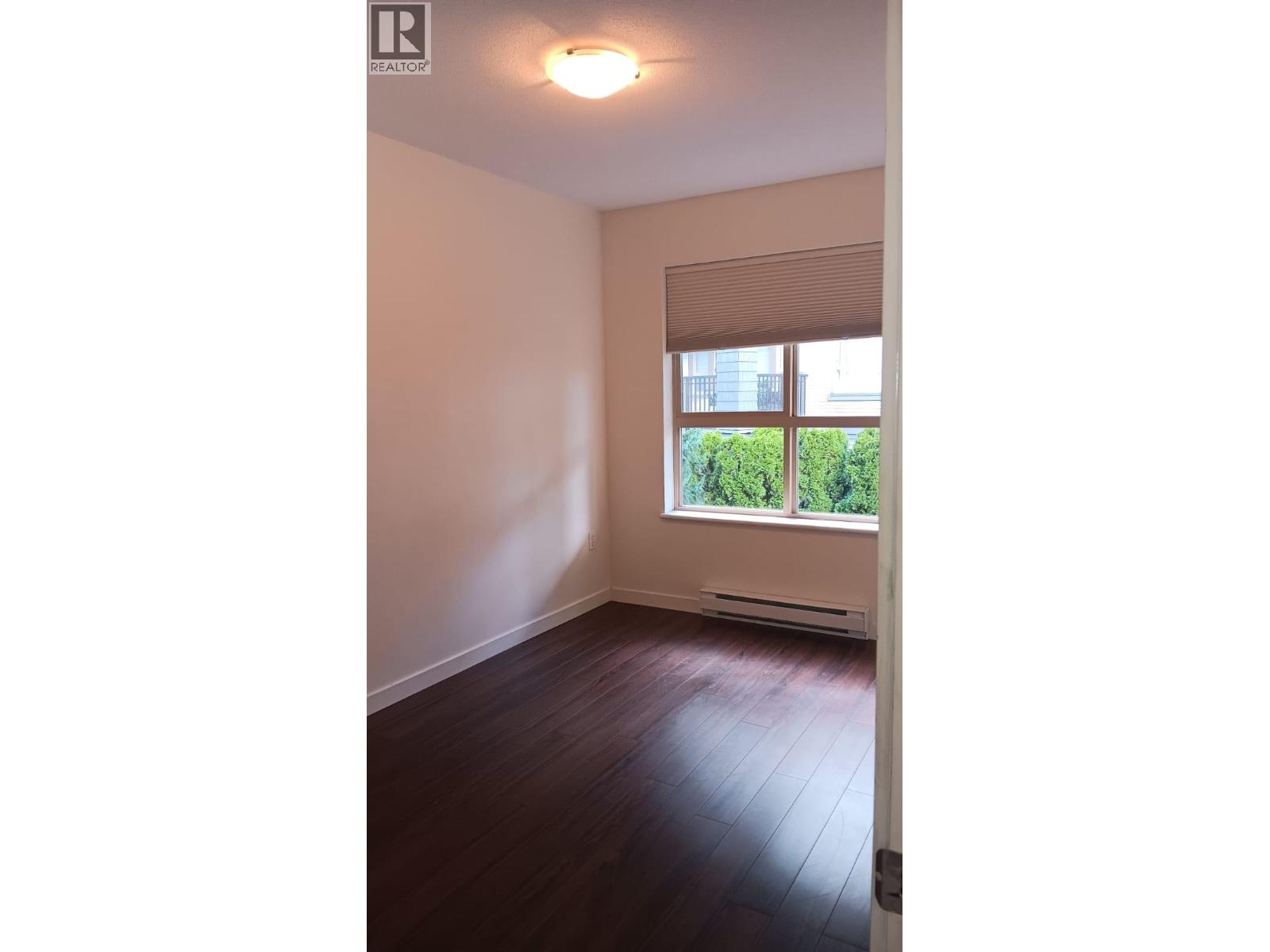 303 2958 Whisper Way, Coquitlam, British Columbia  V3E 3S7 - Photo 2 - R3100134