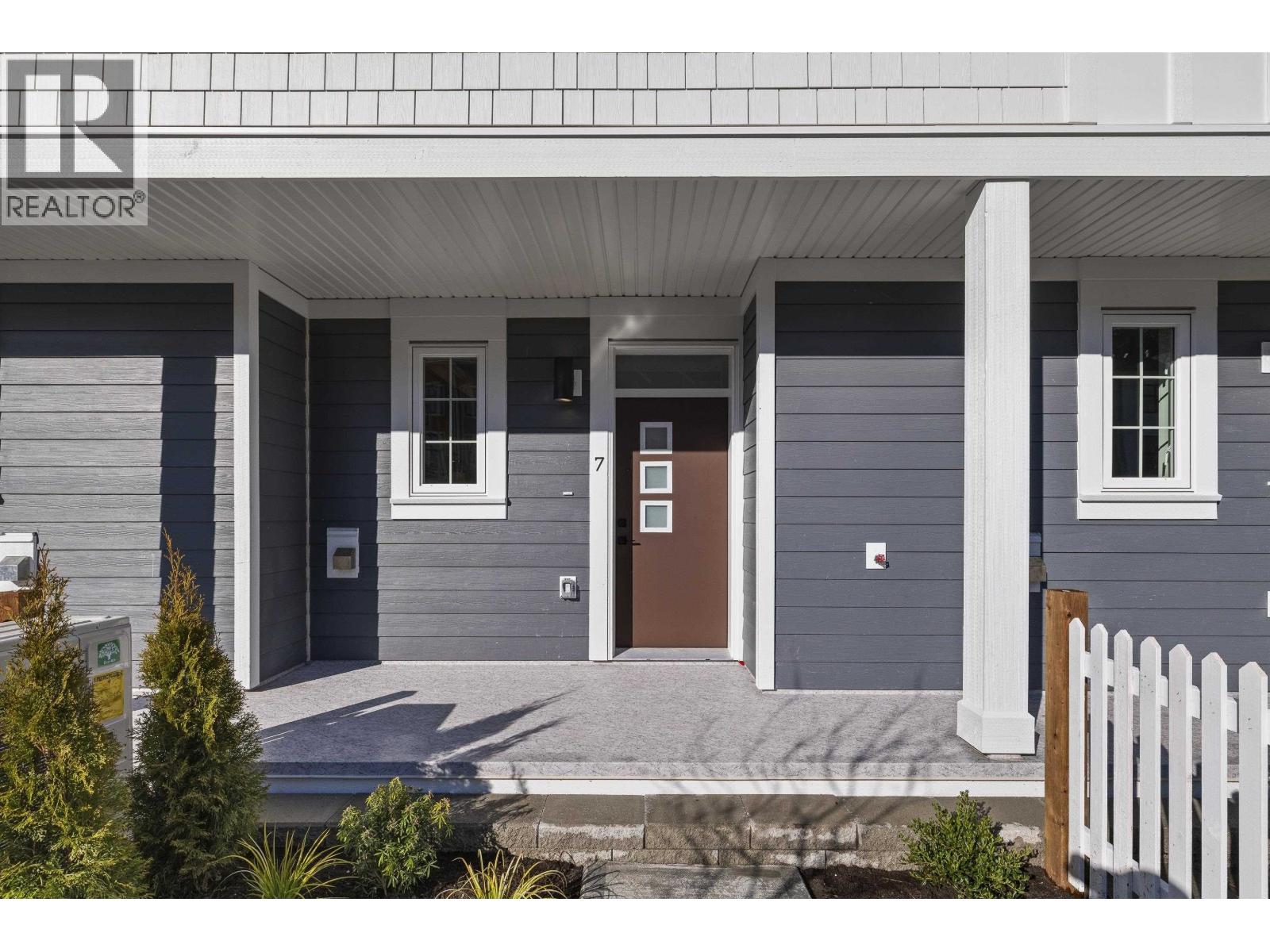 3 2808 St. George Street, Port Moody, British Columbia  V3H 2H3 - Photo 3 - R3090843