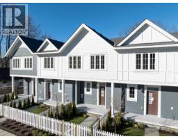 <div class="price">$1,445,900</div> 3 2808 St. George Street, Port Moody<br><div style="margin-bottom:8px;"><small>Royal LePage Sterling Realty</small></div><div class='bed_bath'>4 Bed | 3 Bath</div>