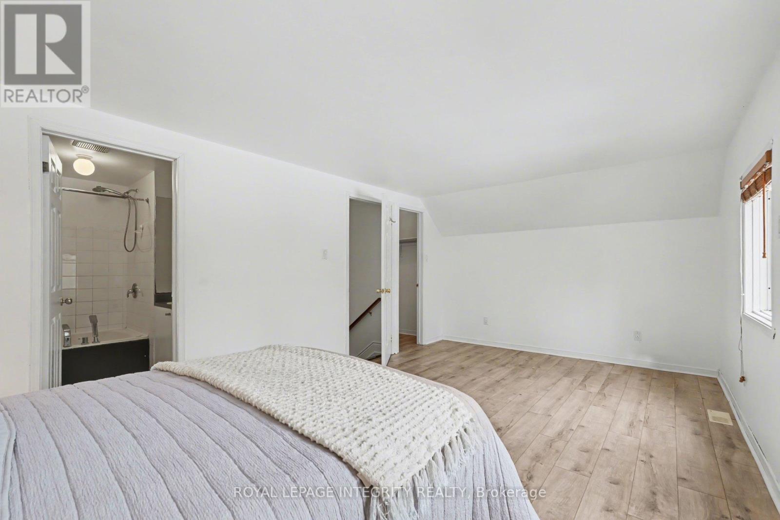 90 Constance Lake Road, Ottawa, Ontario  K2K 1X7 - Photo 13 - X12884170