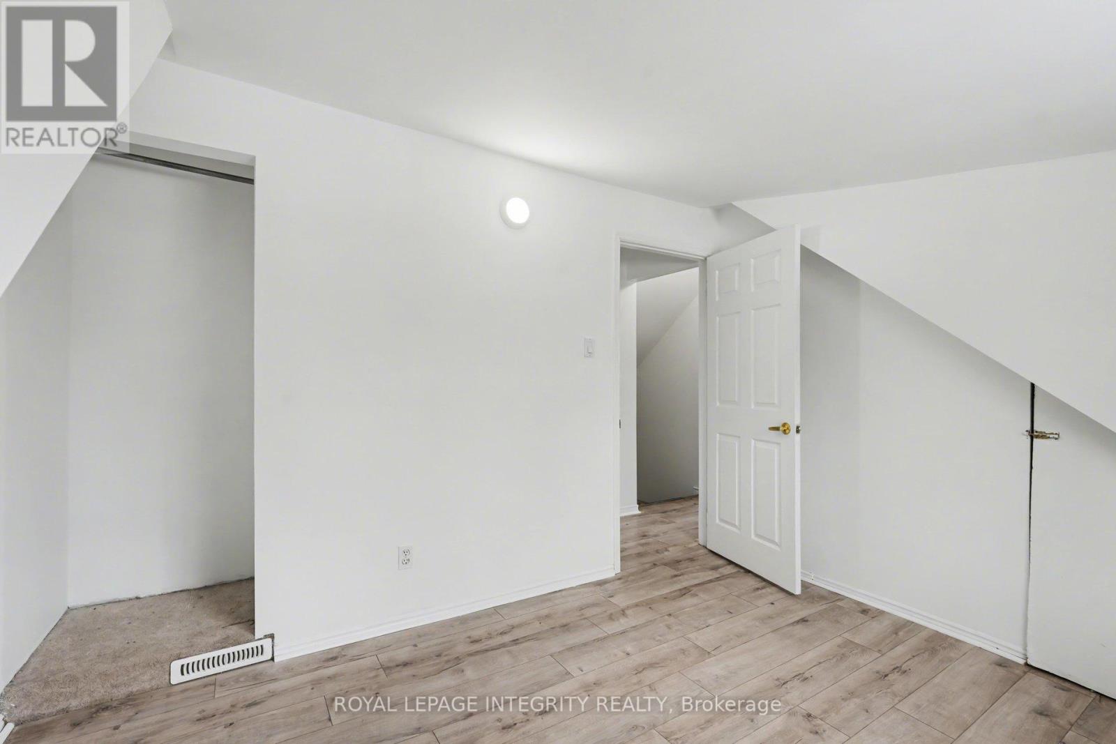 90 Constance Lake Road, Ottawa, Ontario  K2K 1X7 - Photo 20 - X12884170