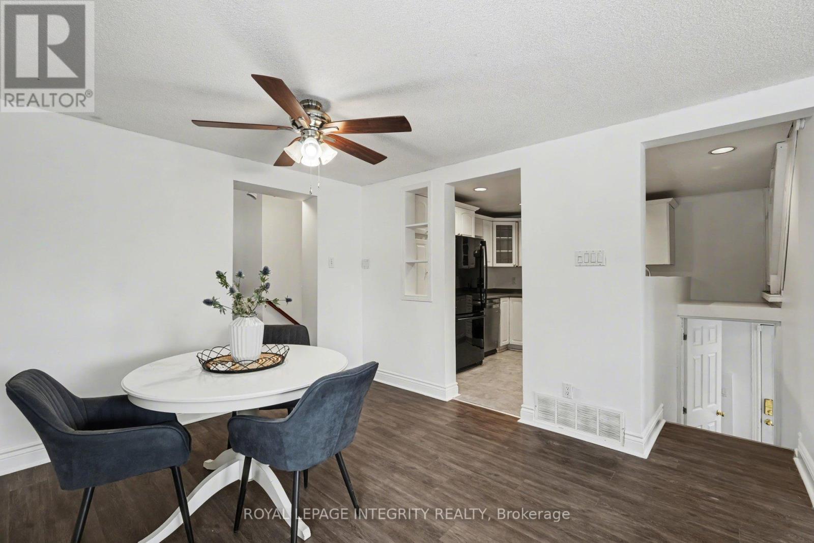 90 Constance Lake Road, Ottawa, Ontario  K2K 1X7 - Photo 7 - X12884170