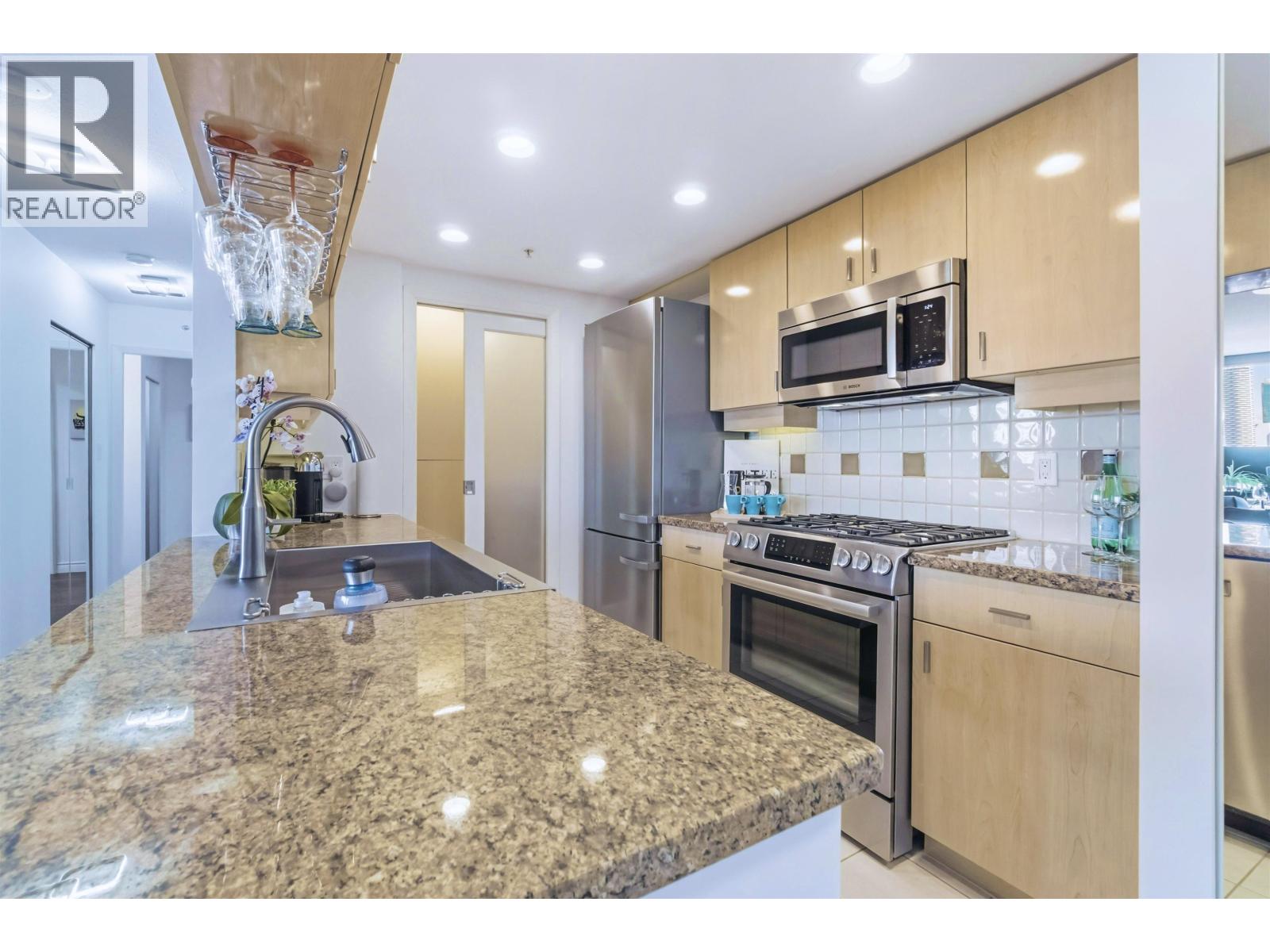 3608 1033 Marinaside Crescent, Vancouver, British Columbia  V6Z 3A3 - Photo 12 - R3100373