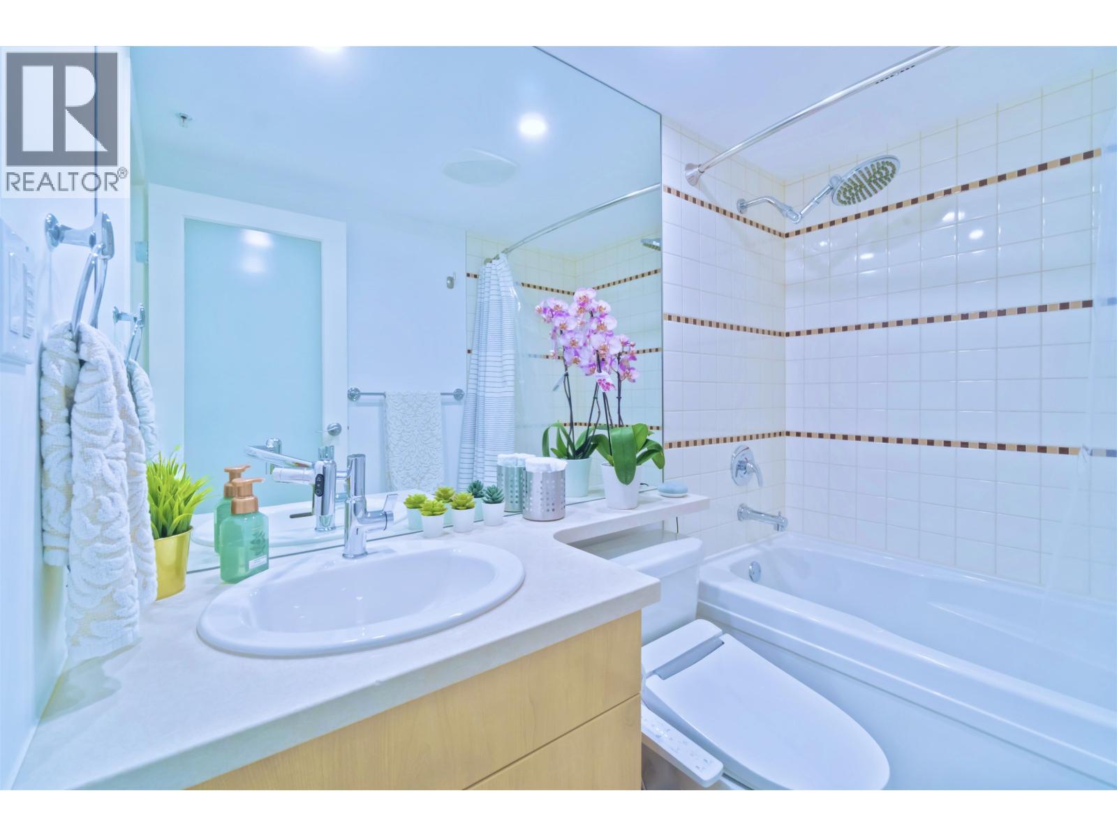 3608 1033 Marinaside Crescent, Vancouver, British Columbia  V6Z 3A3 - Photo 22 - R3100373