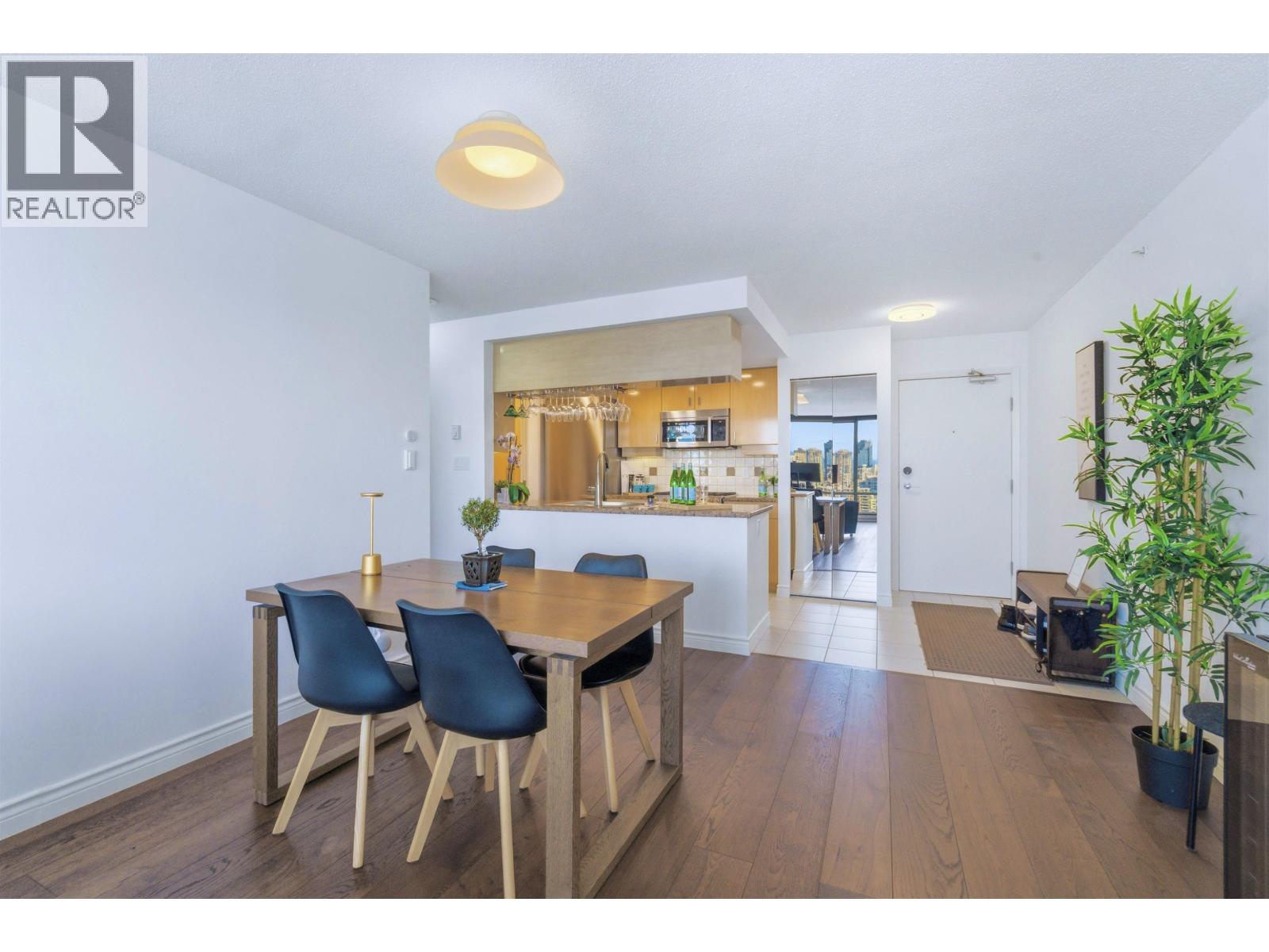 3608 1033 Marinaside Crescent, Vancouver, British Columbia  V6Z 3A3 - Photo 9 - R3100373