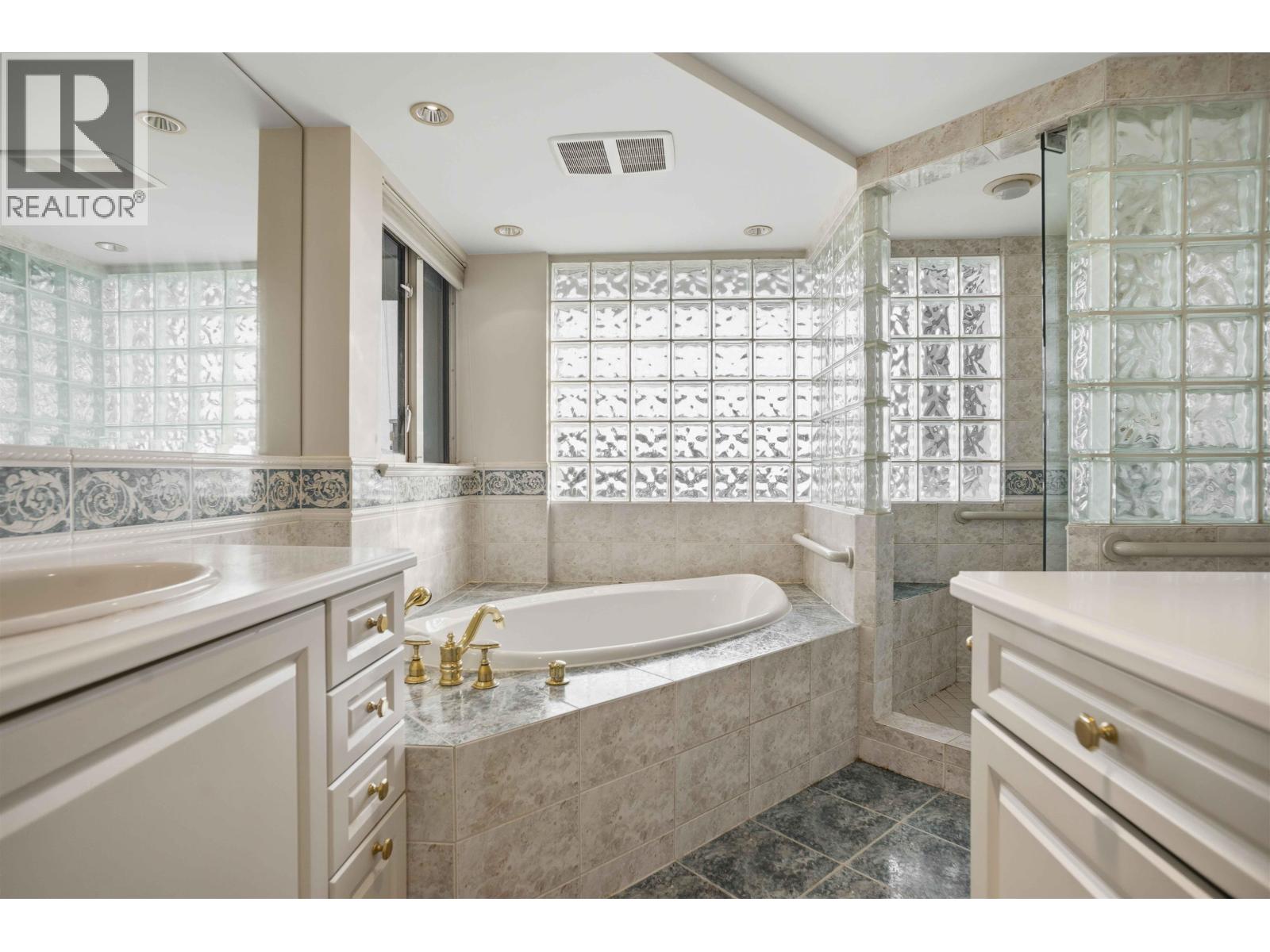 8 1350 W 14th Avenue, Vancouver, British Columbia  V6H 1R1 - Photo 24 - R3100417