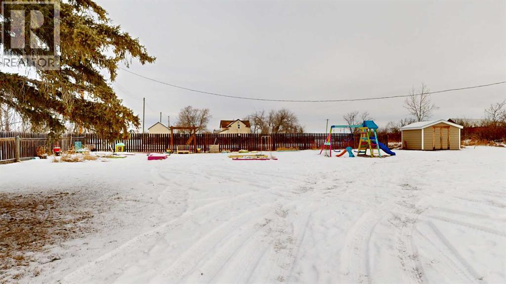 105 5 Avenue, Gadsby, Alberta T0C 1K0 - Photo 44 - A2273596