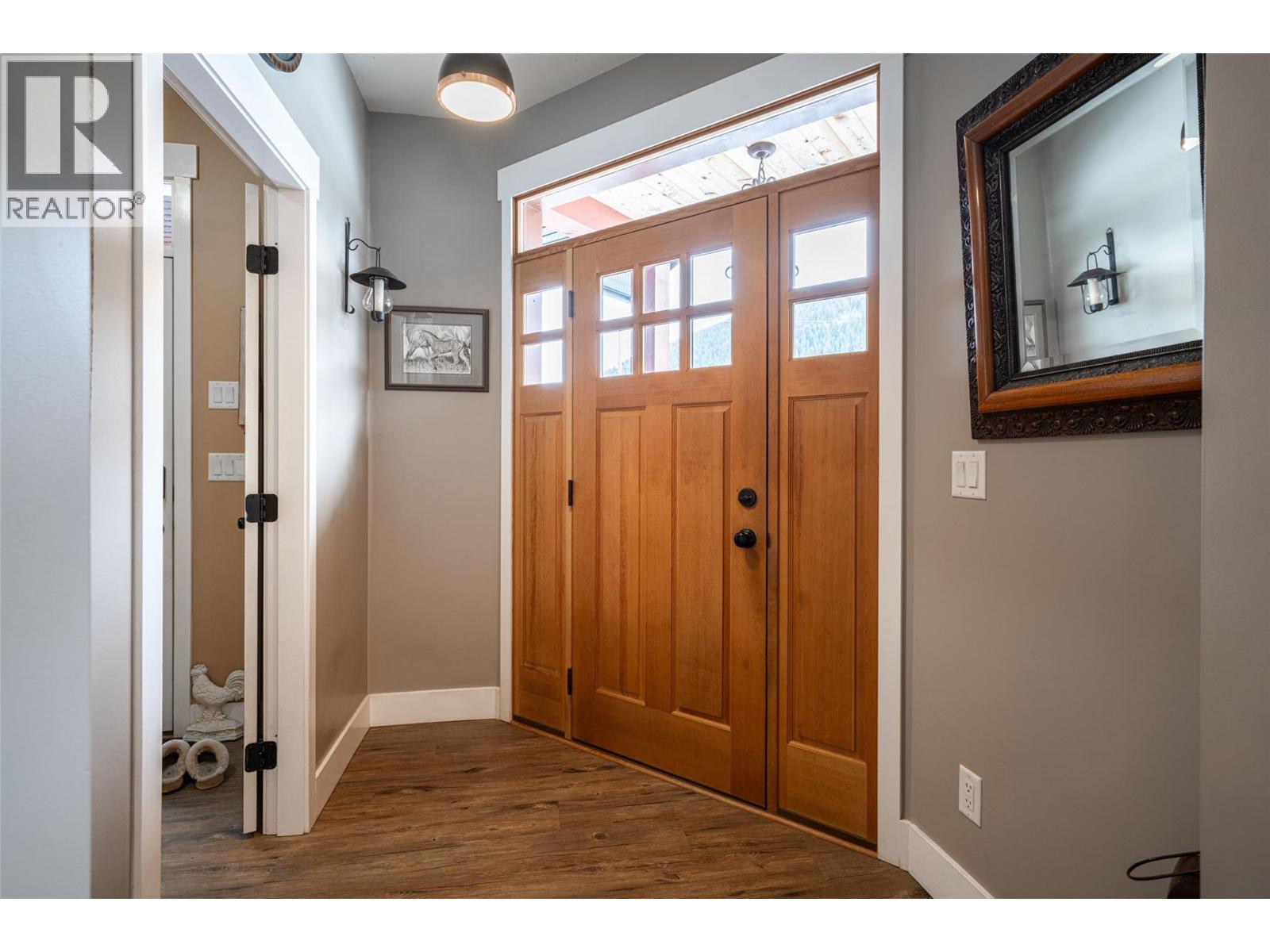 6440 Okanagan Avenue Se, Salmon Arm, British Columbia  V1E 1Y2 - Photo 33 - 10378525