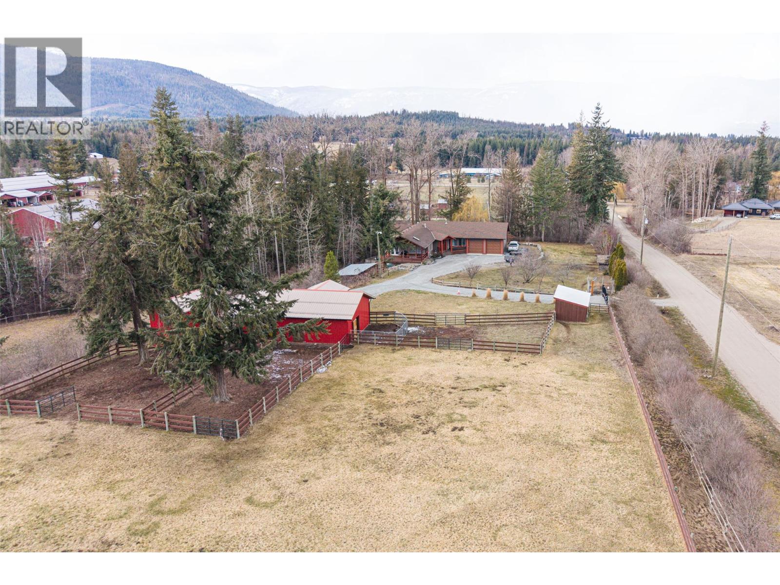 6440 Okanagan Avenue Se, Salmon Arm, British Columbia  V1E 1Y2 - Photo 81 - 10378525