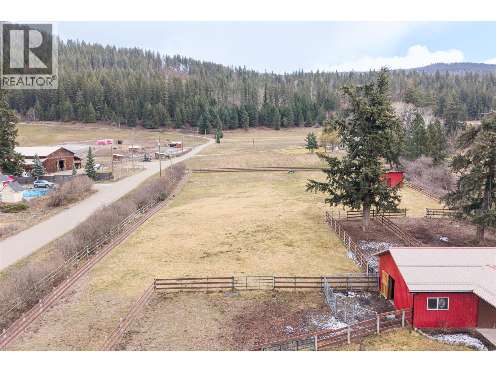 6440 Okanagan Avenue Se, Salmon Arm, British Columbia  V1E 1Y2 - Photo 89 - 10378525