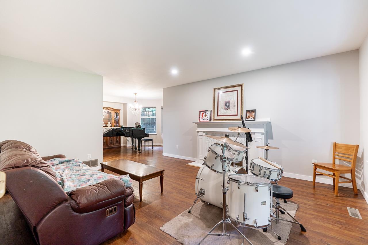 5946 242 Street, Langley, British Columbia  V2Z 1J8 - Photo 5 - R3097188