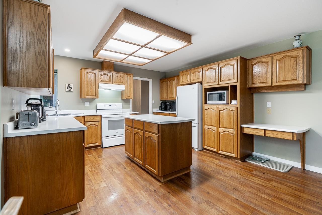 5946 242 Street, Langley, British Columbia  V2Z 1J8 - Photo 12 - R3097188