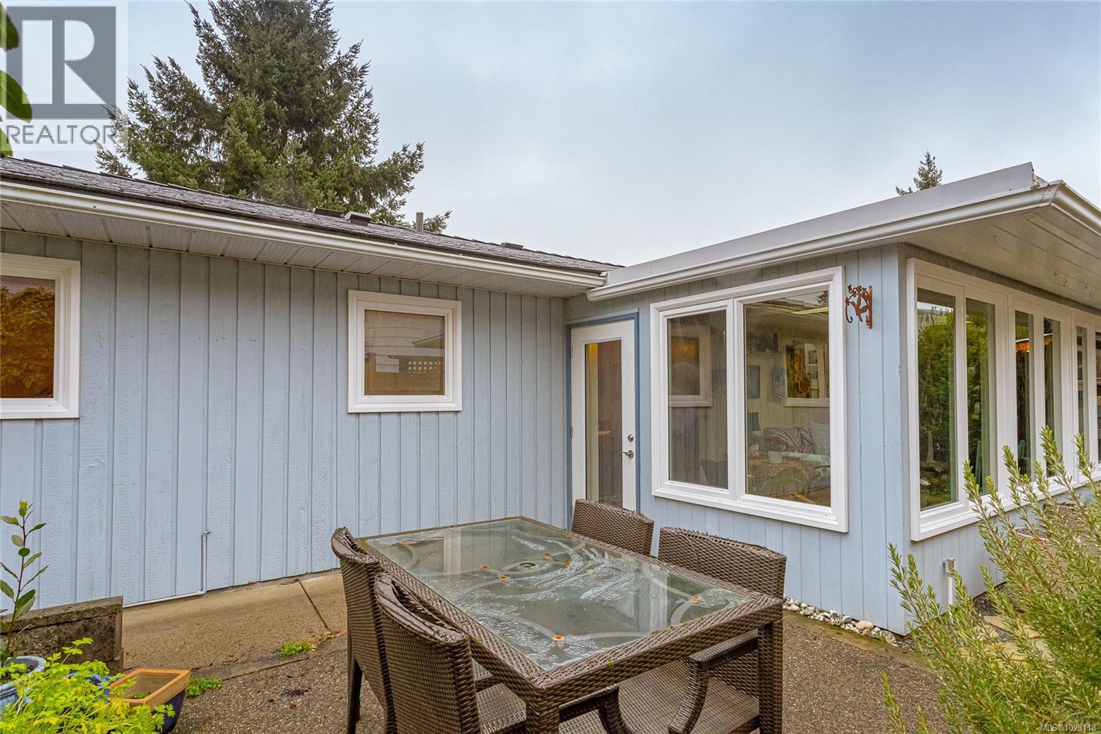 594 Aspen Ave, Qualicum Beach, British Columbia  V9K 1A6 - Photo 27 - 1029118