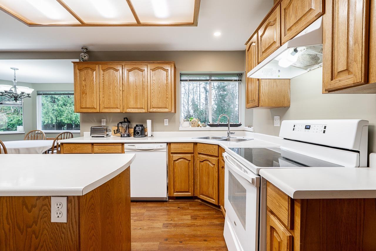 5946 242 Street, Langley, British Columbia  V2Z 1J8 - Photo 10 - R3097188