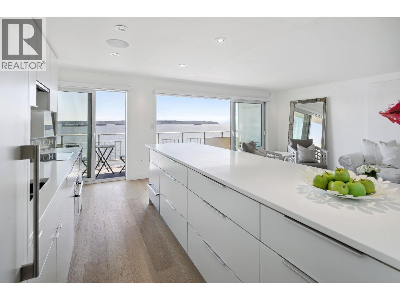 807 150 24th Street, West Vancouver, British Columbia  V7V 4G8 - Photo 8 - R3099938