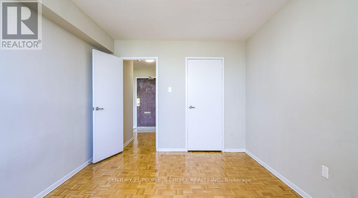 110 - 6161 Bathurst Street, Toronto (Newtonbrook West), Ontario  M2R 1Z5 - Photo 10 - C12889582