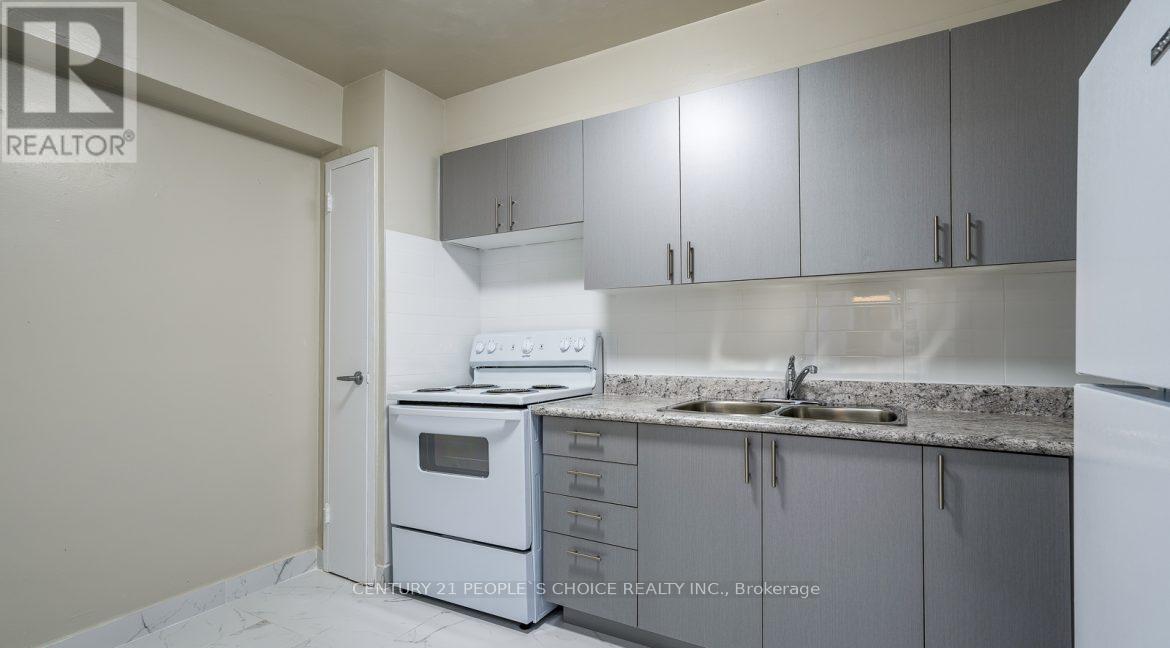 110 - 6161 Bathurst Street, Toronto (Newtonbrook West), Ontario  M2R 1Z5 - Photo 5 - C12889582