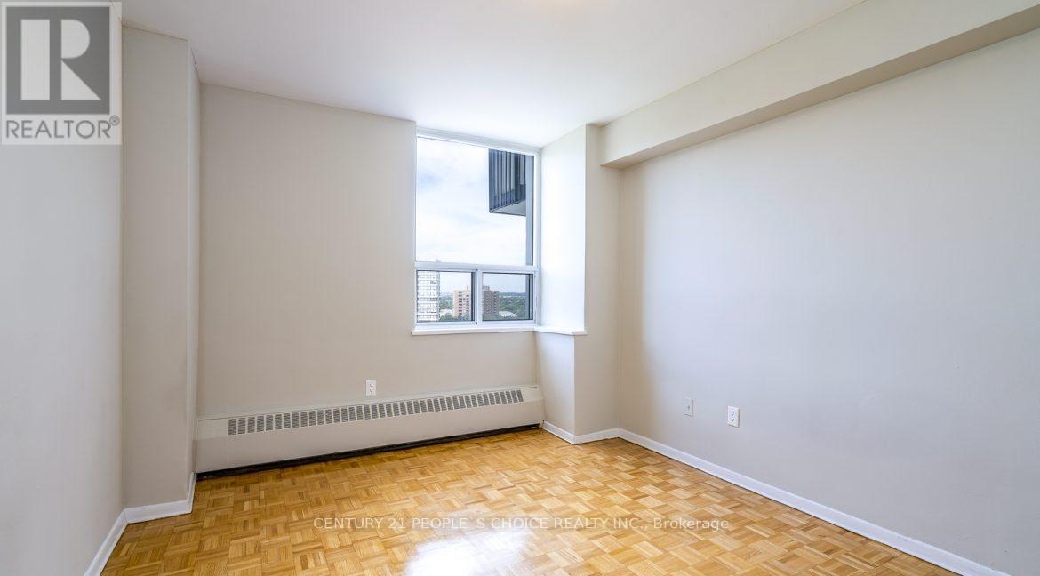 110 - 6161 Bathurst Street, Toronto (Newtonbrook West), Ontario  M2R 1Z5 - Photo 9 - C12889582