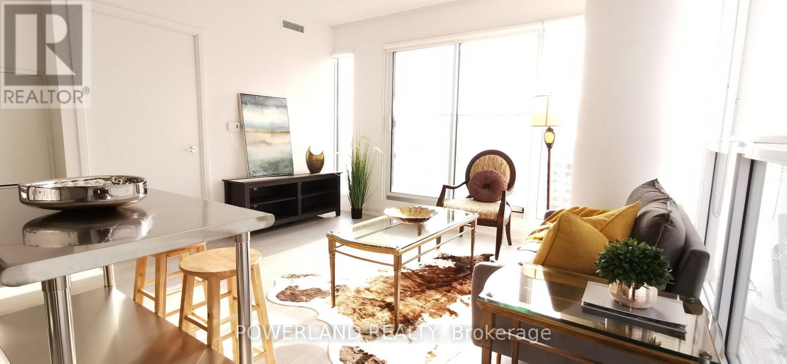 1510 - 181 Dundas Street E, Toronto, Ontario  M5A 0N5 - Photo 5 - C12889586