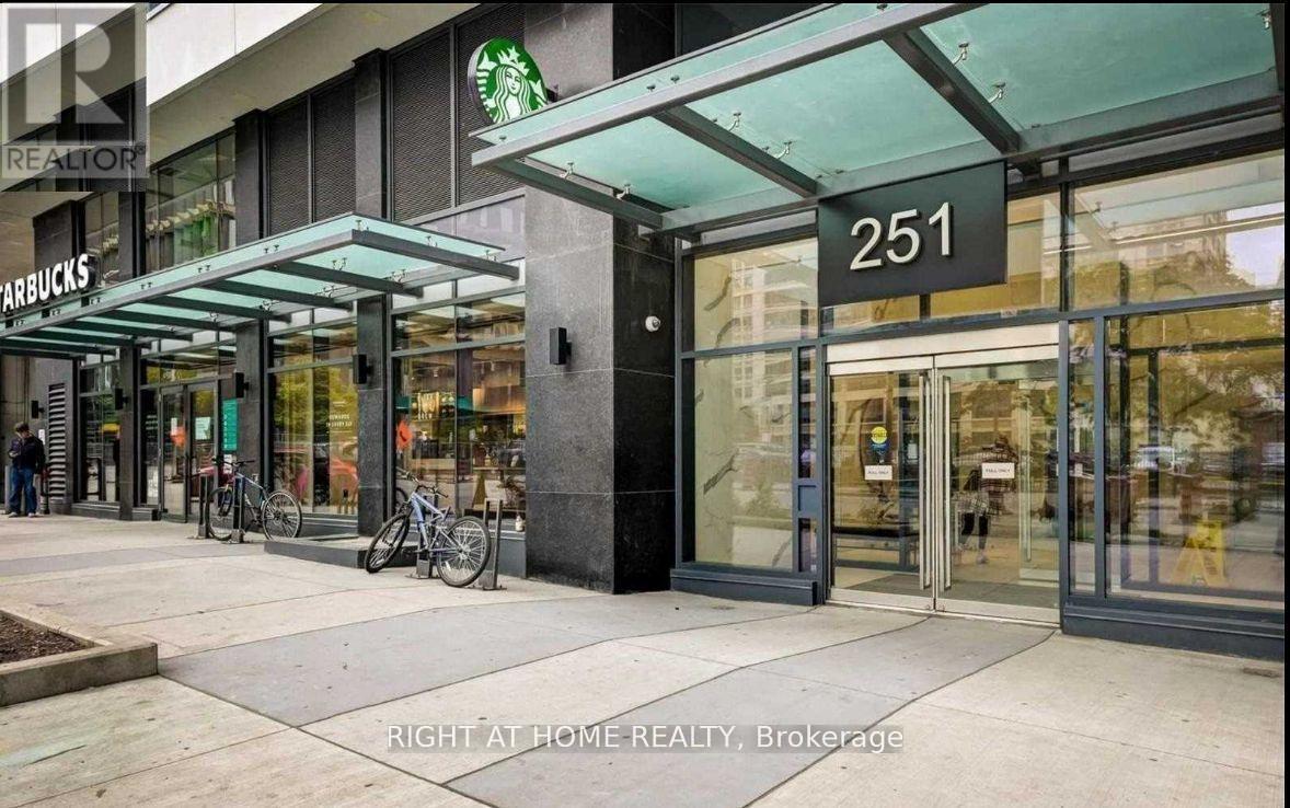 938 - 251 Jarvis Street, Toronto (Church-Yonge Corridor), Ontario  M5B 0C3 - Photo 2 - C12889622