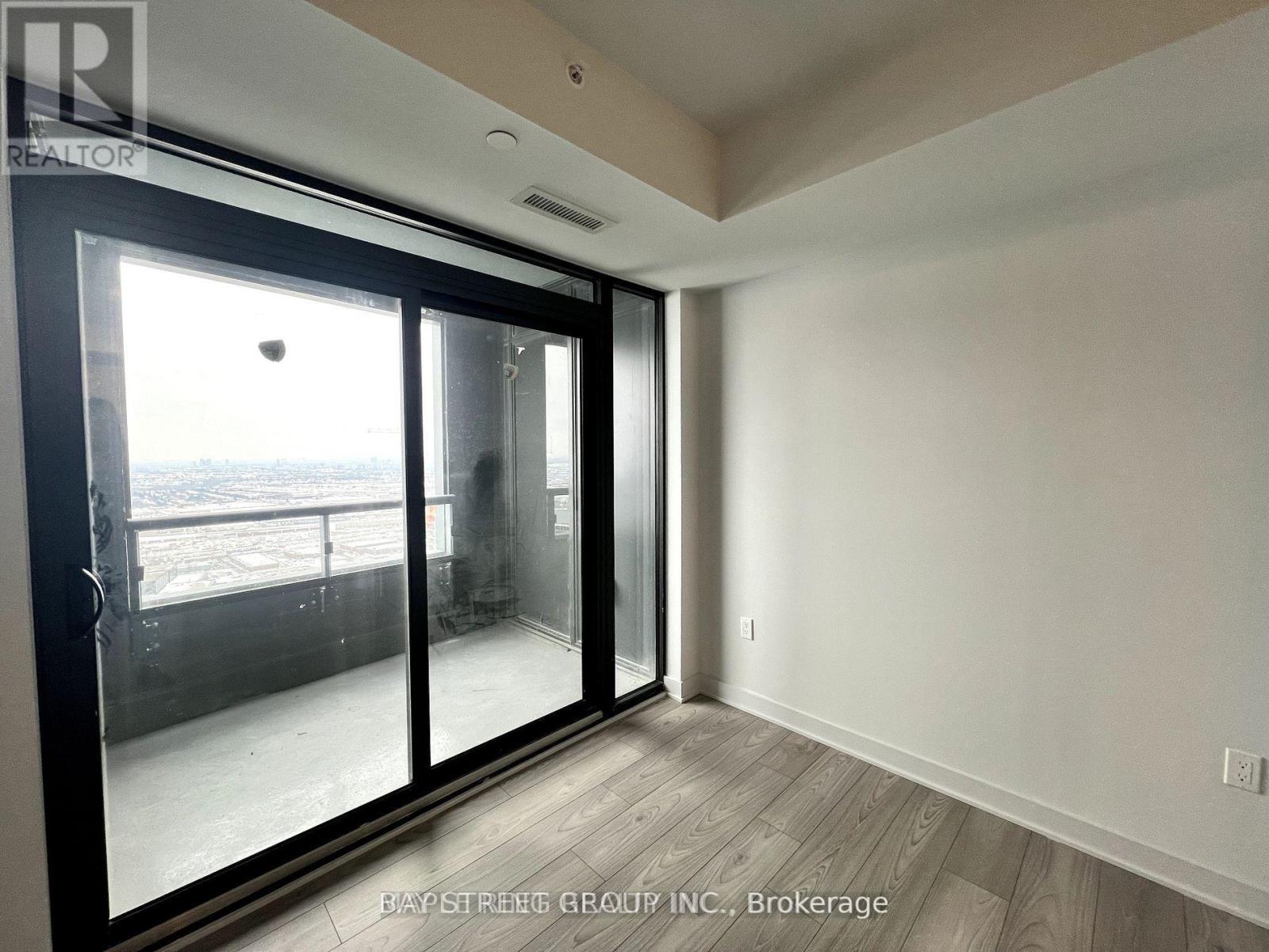 4601 - 2920 Highway 7 Road, Vaughan, Ontario  L4K 0P4 - Photo 3 - N12889612