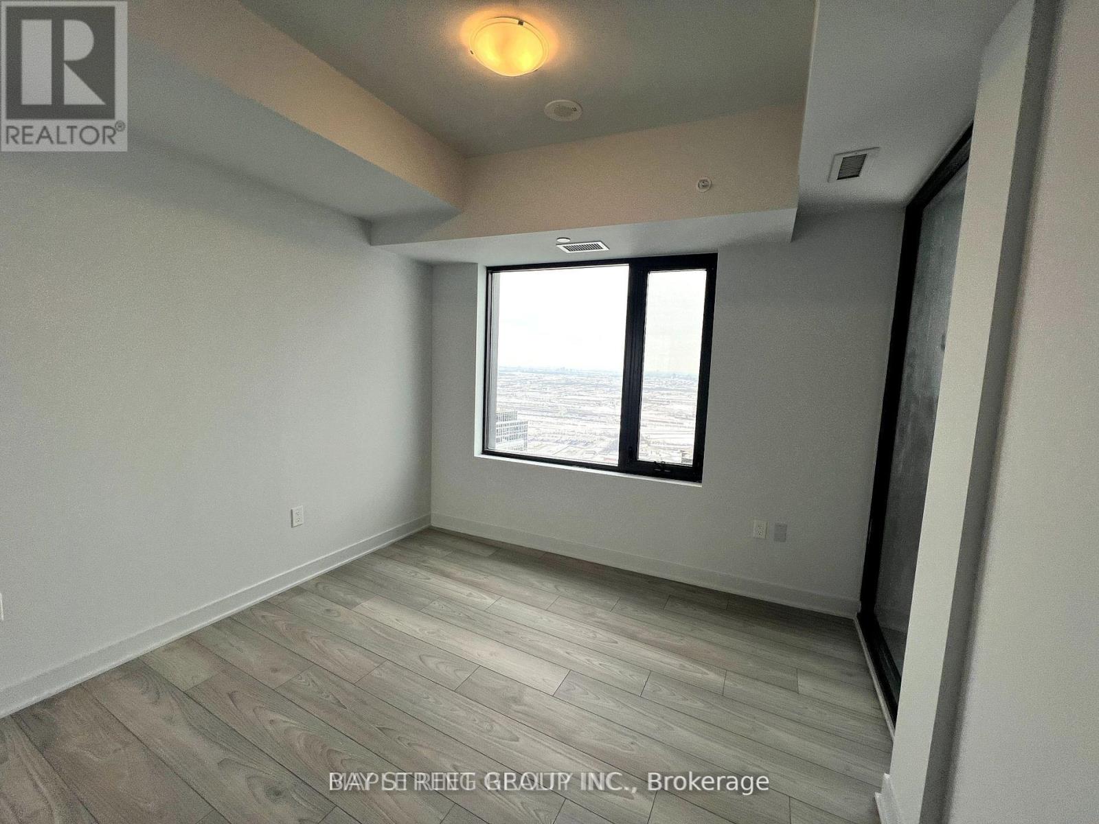 4601 - 2920 Highway 7 Road, Vaughan, Ontario  L4K 0P4 - Photo 8 - N12889612