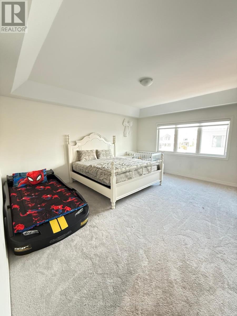 98 Shepherd Drive, Barrie, Ontario  L9S 2Z4 - Photo 10 - S12889584