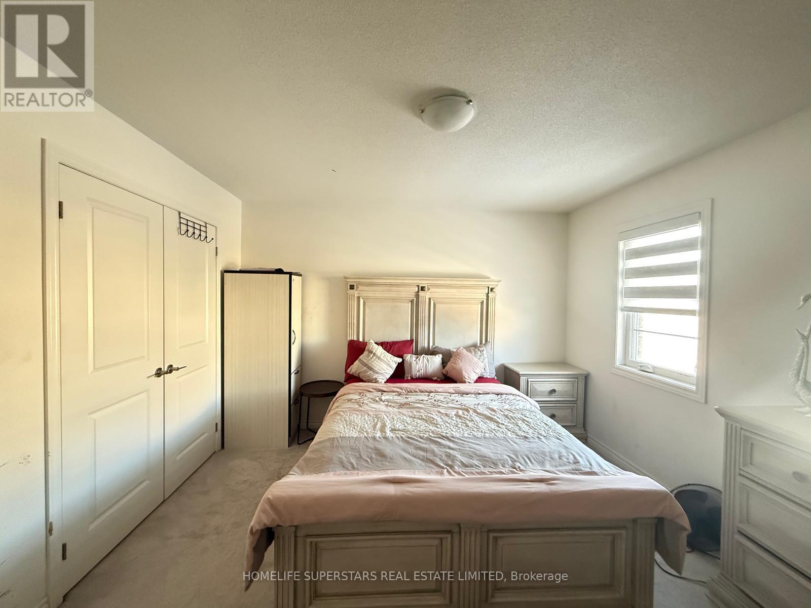 98 Shepherd Drive, Barrie, Ontario  L9S 2Z4 - Photo 14 - S12889584