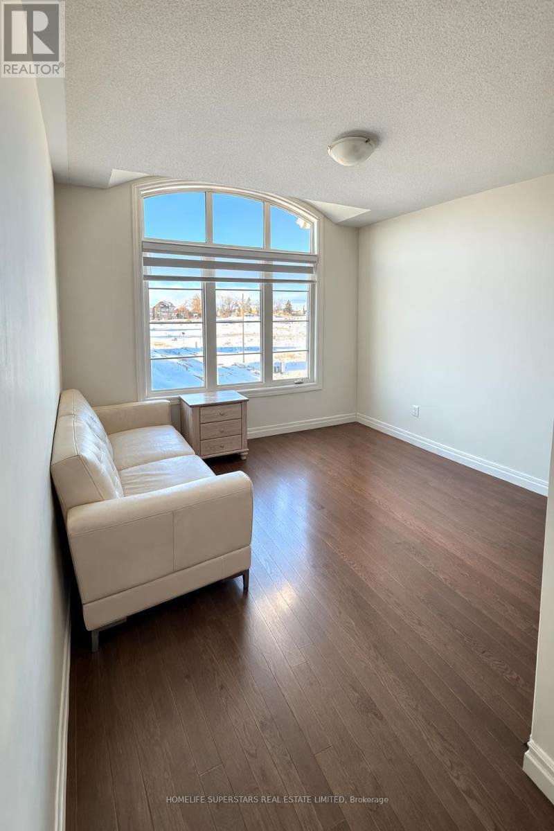 98 Shepherd Drive, Barrie, Ontario  L9S 2Z4 - Photo 8 - S12889584