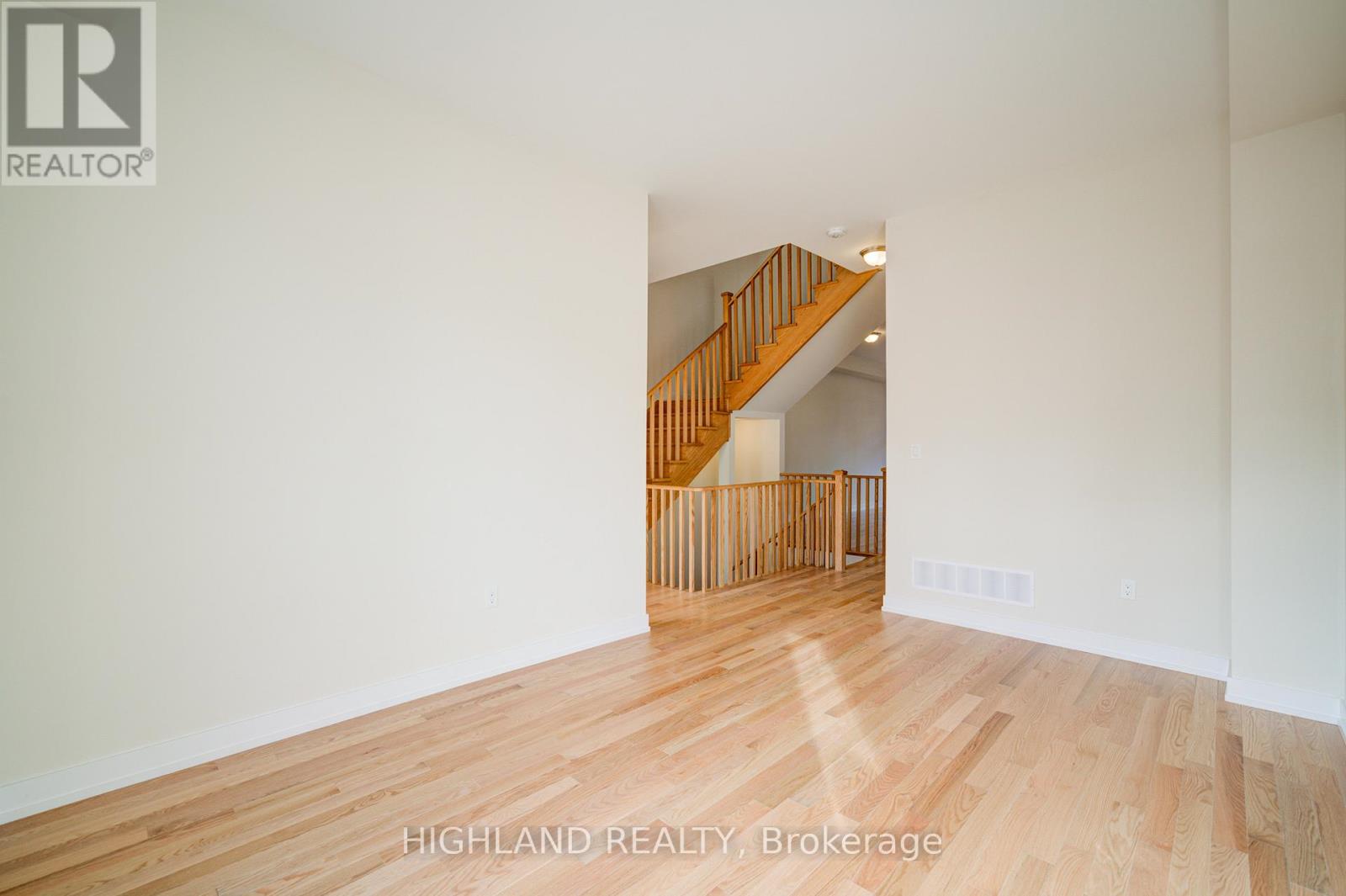 3087 Meadowridge Drive, Oakville, Ontario  L6H 7Z5 - Photo 14 - W12889580