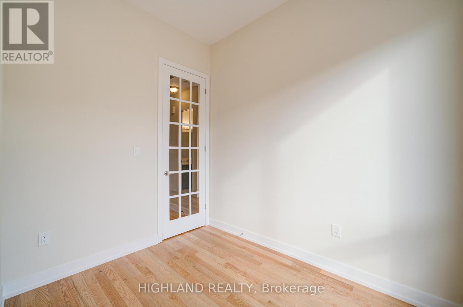 3087 Meadowridge Drive, Oakville, Ontario  L6H 7Z5 - Photo 17 - W12889580