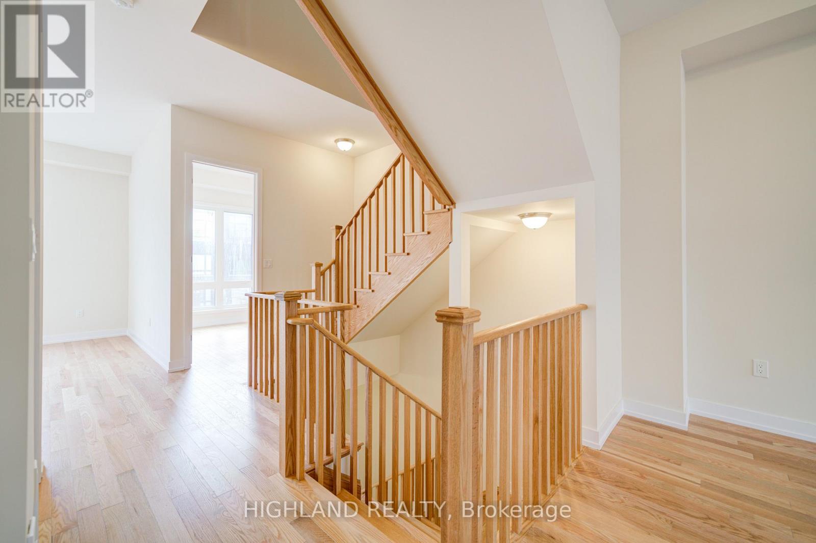 3087 Meadowridge Drive, Oakville, Ontario  L6H 7Z5 - Photo 18 - W12889580