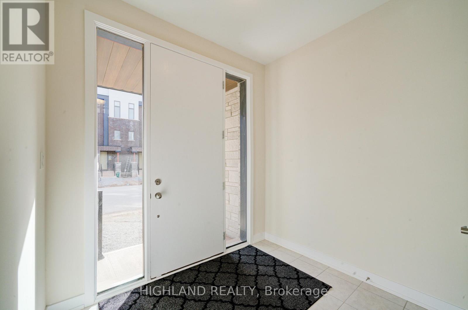 3087 Meadowridge Drive, Oakville, Ontario  L6H 7Z5 - Photo 4 - W12889580