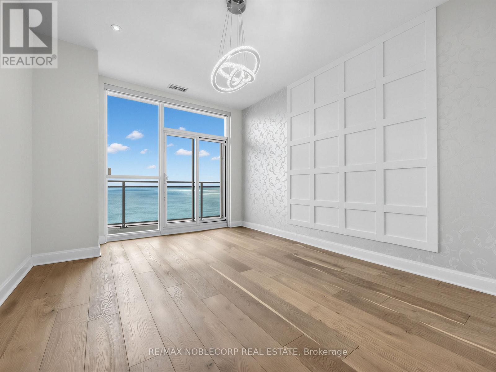 Uph4103 - 33 Shore Breeze Drive, Toronto, Ontario  M8V 0G1 - Photo 13 - W12889590