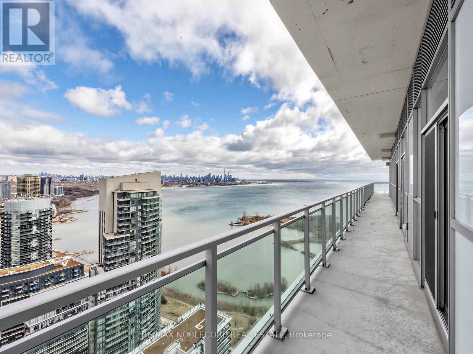 Uph4103 - 33 Shore Breeze Drive, Toronto, Ontario  M8V 0G1 - Photo 22 - W12889590