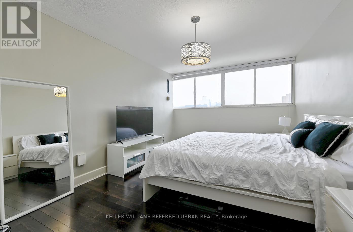 1411 - 11 Wincott Drive, Toronto (Kingsview Village-The Westway), Ontario  M9R 2R9 - Photo 20 - W12889594