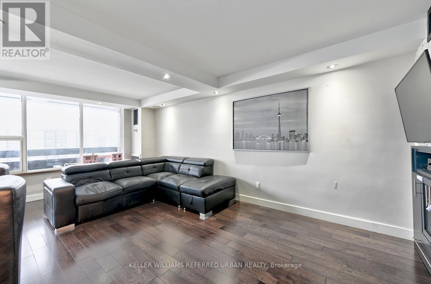 1411 - 11 Wincott Drive, Toronto (Kingsview Village-The Westway), Ontario  M9R 2R9 - Photo 7 - W12889594