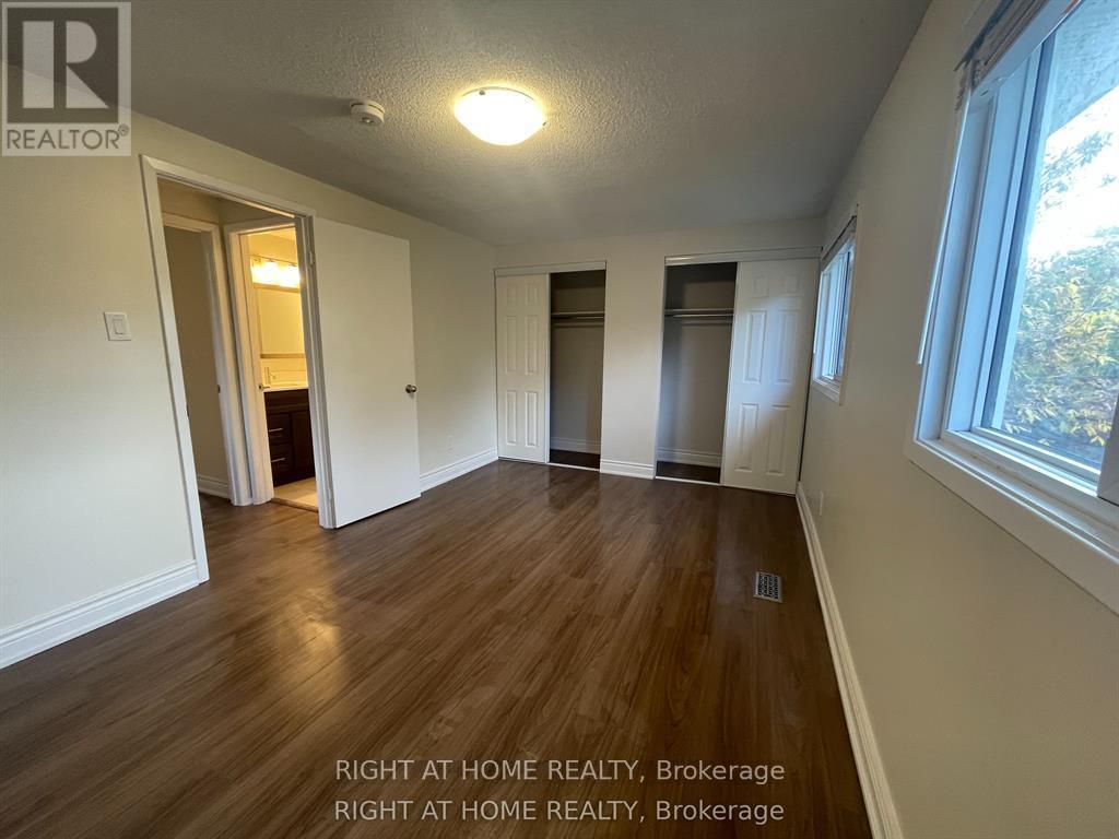 Upper Unit - 139 Riverview Street, Oakville, Ontario  L6L 5P6 - Photo 16 - W12889610