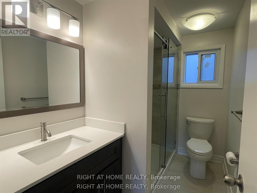 Upper Unit - 139 Riverview Street, Oakville, Ontario  L6L 5P6 - Photo 19 - W12889610