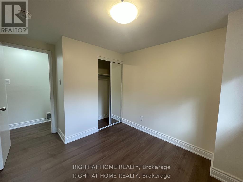 Upper Unit - 139 Riverview Street, Oakville, Ontario  L6L 5P6 - Photo 26 - W12889610