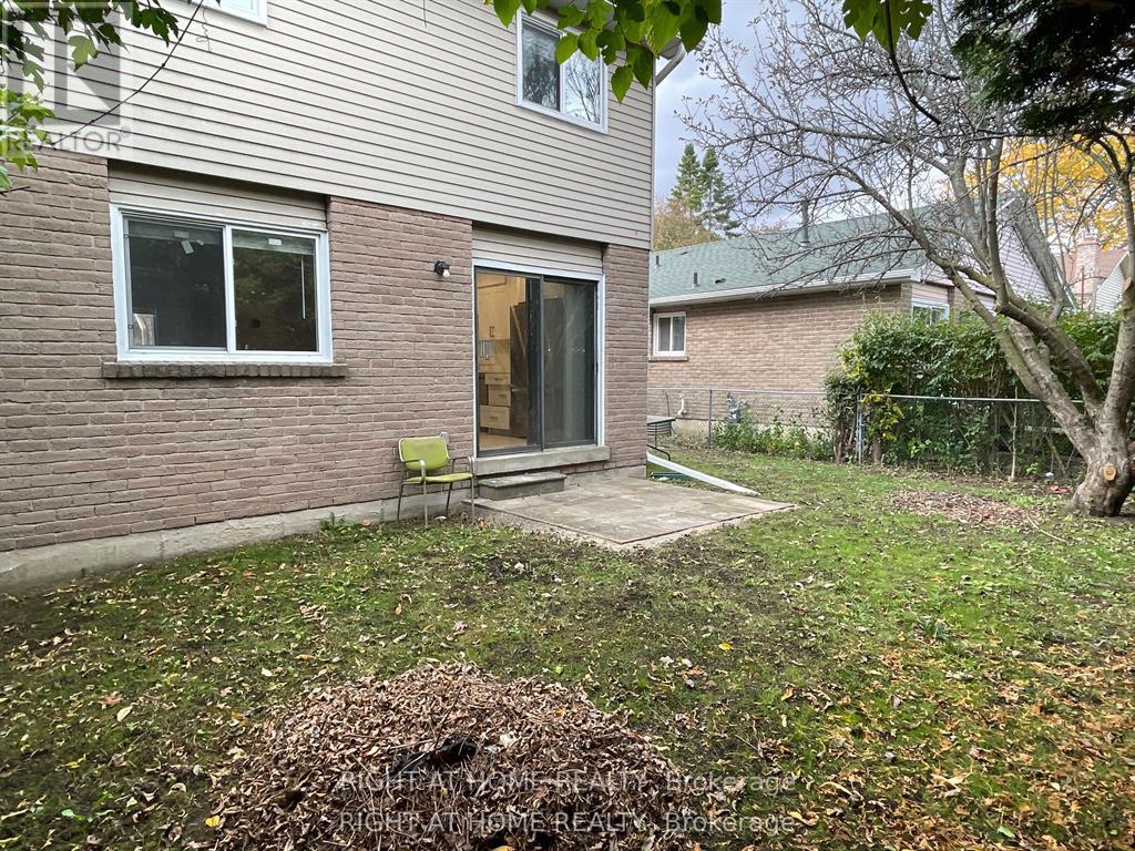 Upper Unit - 139 Riverview Street, Oakville, Ontario  L6L 5P6 - Photo 28 - W12889610