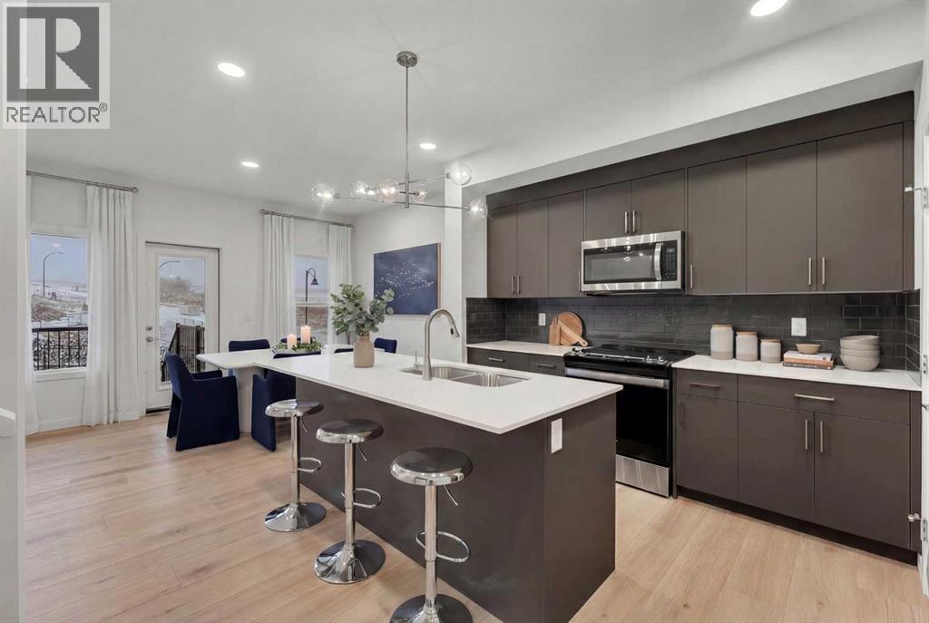 35 Heritage Heath, Cochrane, Alberta T4C 0L3 - Photo 2 - A2279959