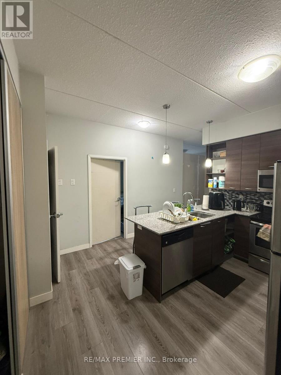 1310 - 318 Spruce Street, Waterloo, Ontario  N2L 0B7 - Photo 9 - X12889616