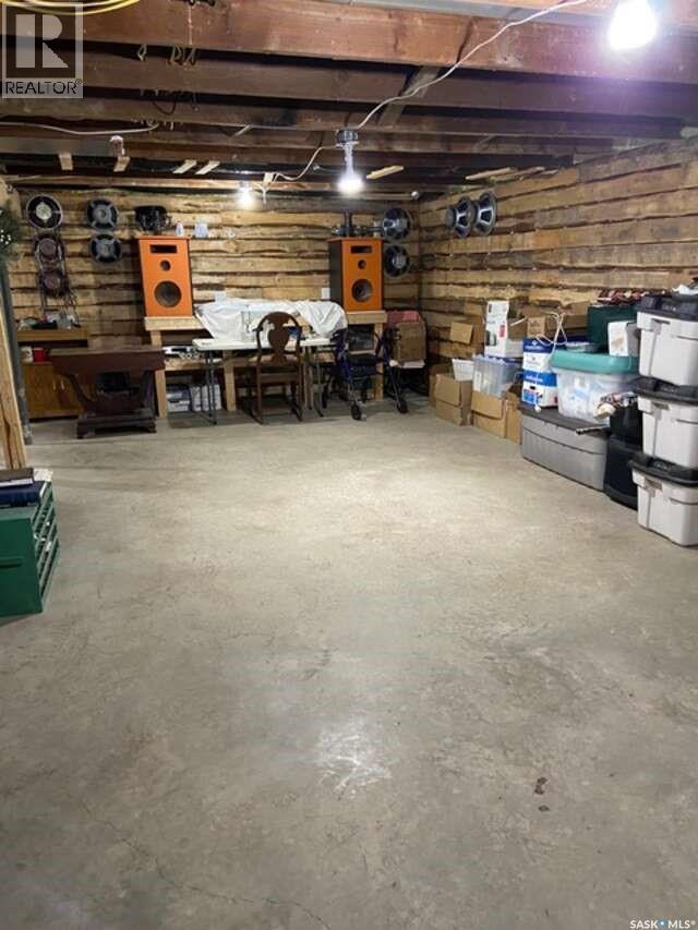 2015 1st Avenue N, Rockglen, Saskatchewan  S0H 3R0 - Photo 43 - SK030591