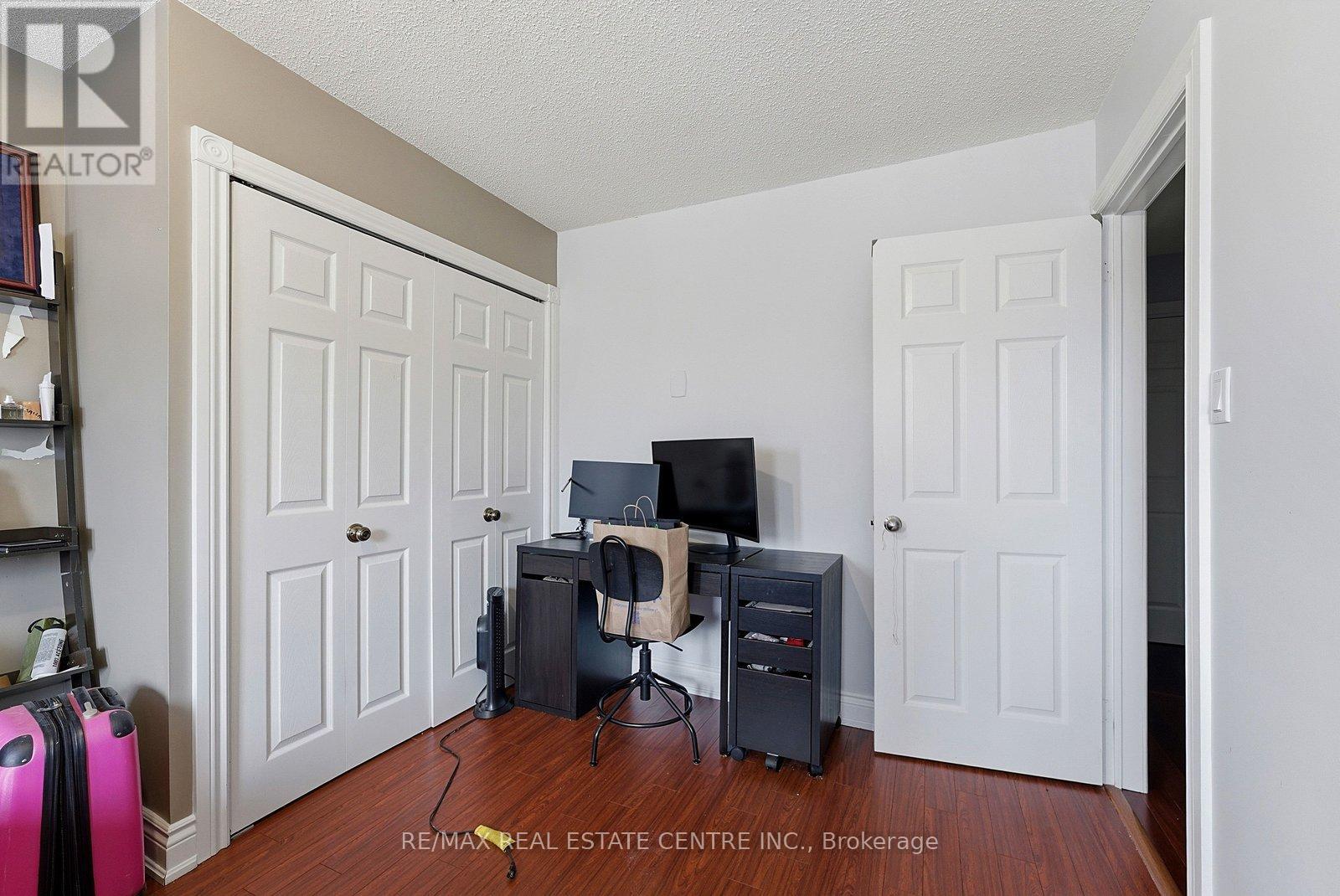 4168 Powderhorn Crescent, Mississauga, Ontario  L5L 3B9 - Photo 22 - W12835328