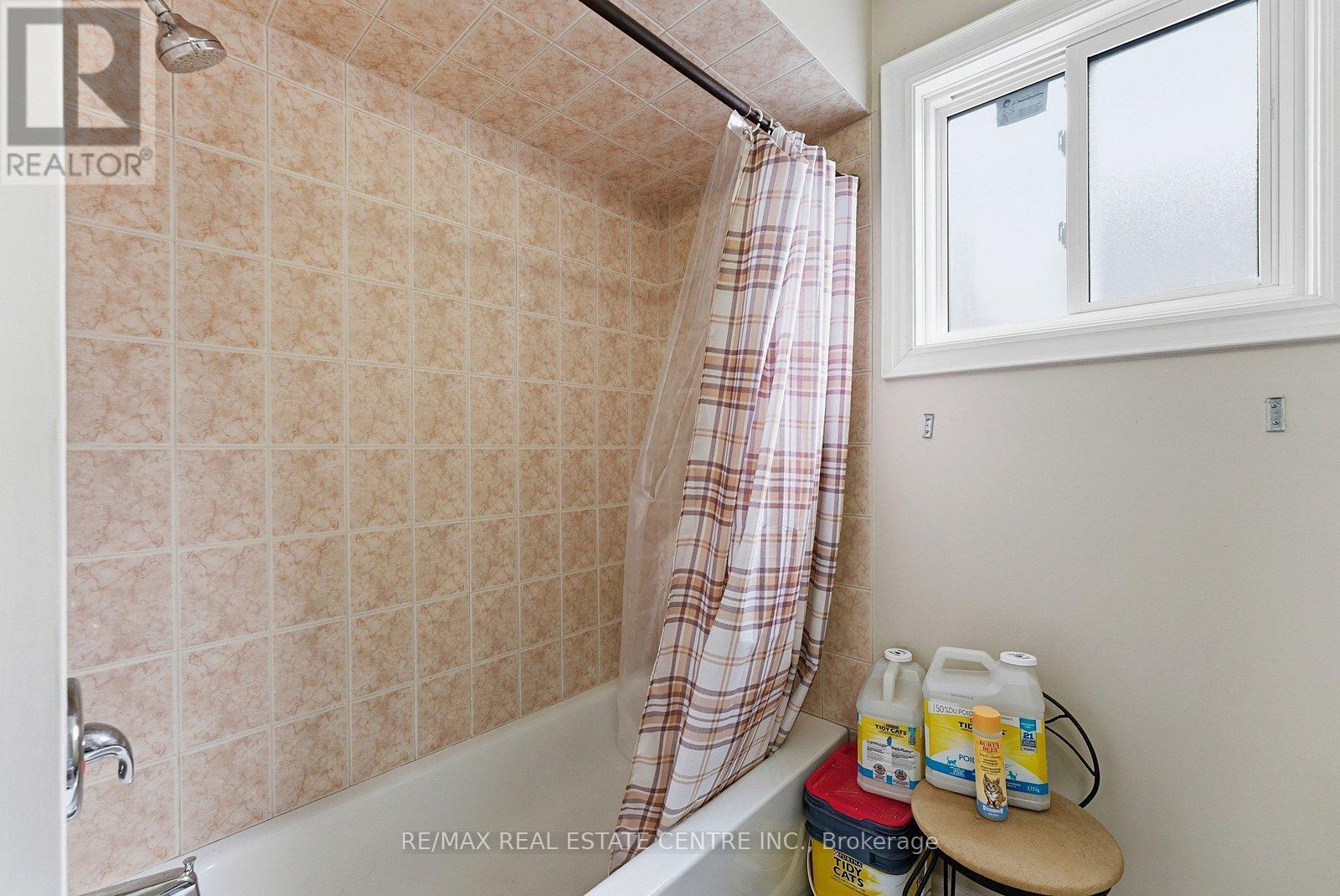 4168 Powderhorn Crescent, Mississauga, Ontario  L5L 3B9 - Photo 25 - W12835328