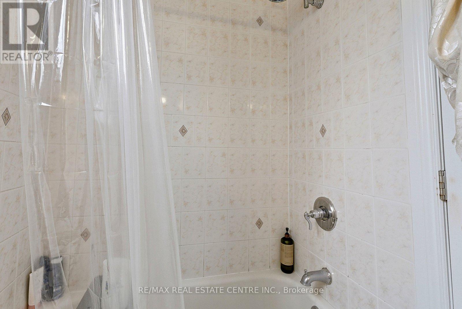 4168 Powderhorn Crescent, Mississauga, Ontario  L5L 3B9 - Photo 32 - W12835328