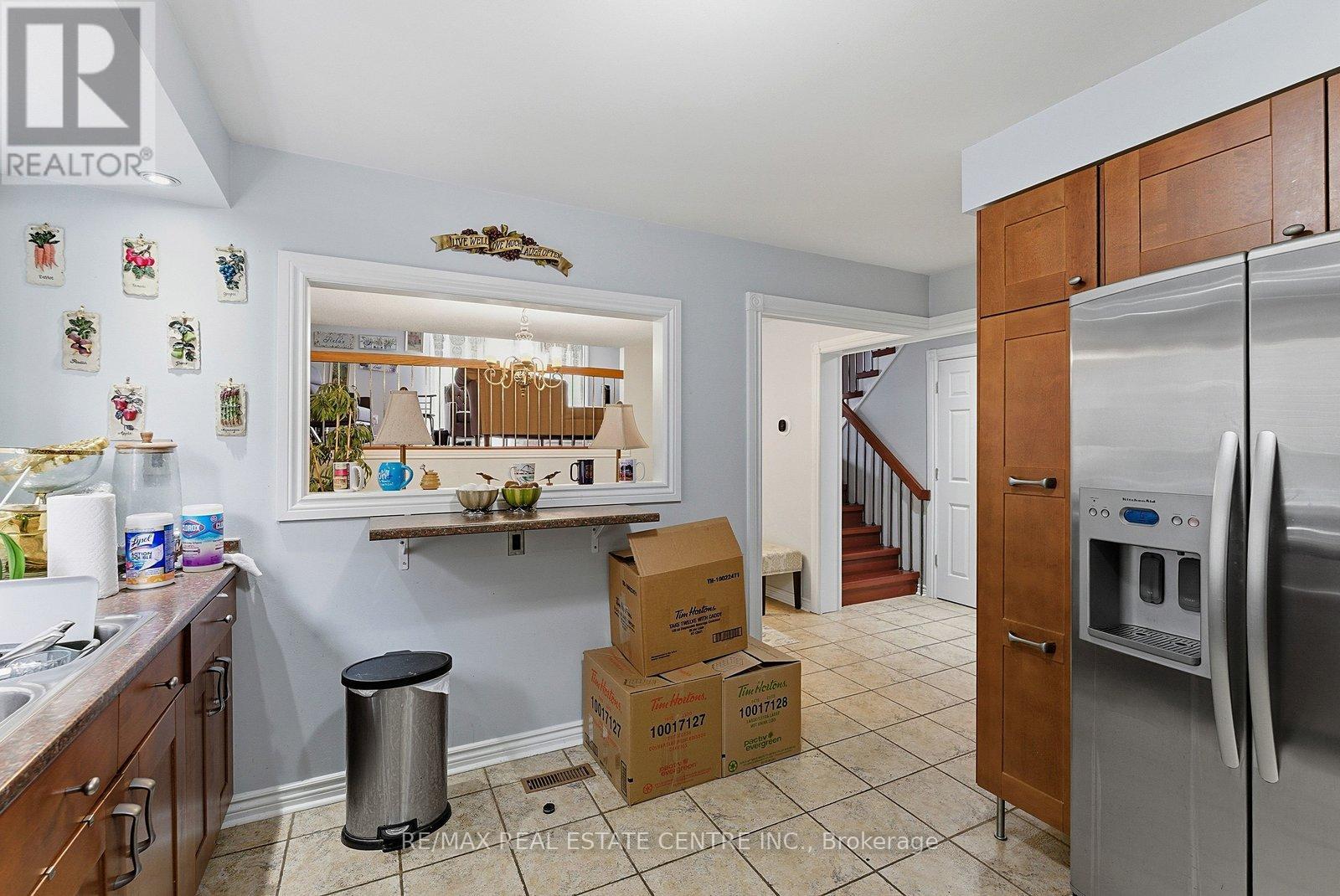 4168 Powderhorn Crescent, Mississauga, Ontario  L5L 3B9 - Photo 12 - W12835328