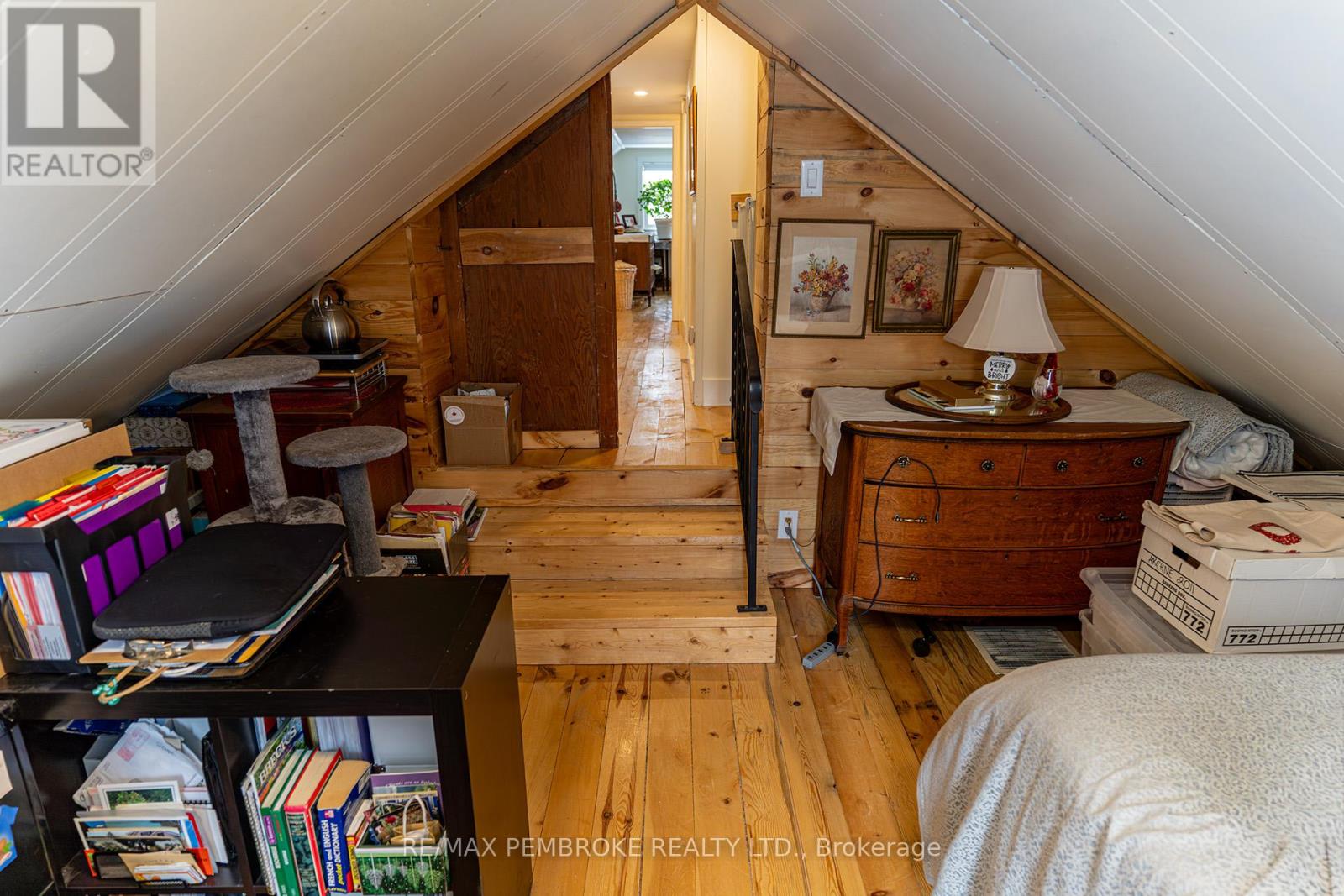 563 Perth Street, Pembroke, Ontario  K8A 6B7 - Photo 22 - X12889648